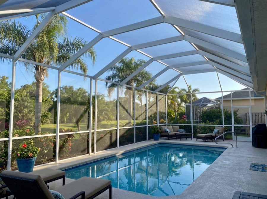 Pool cage cleaning
